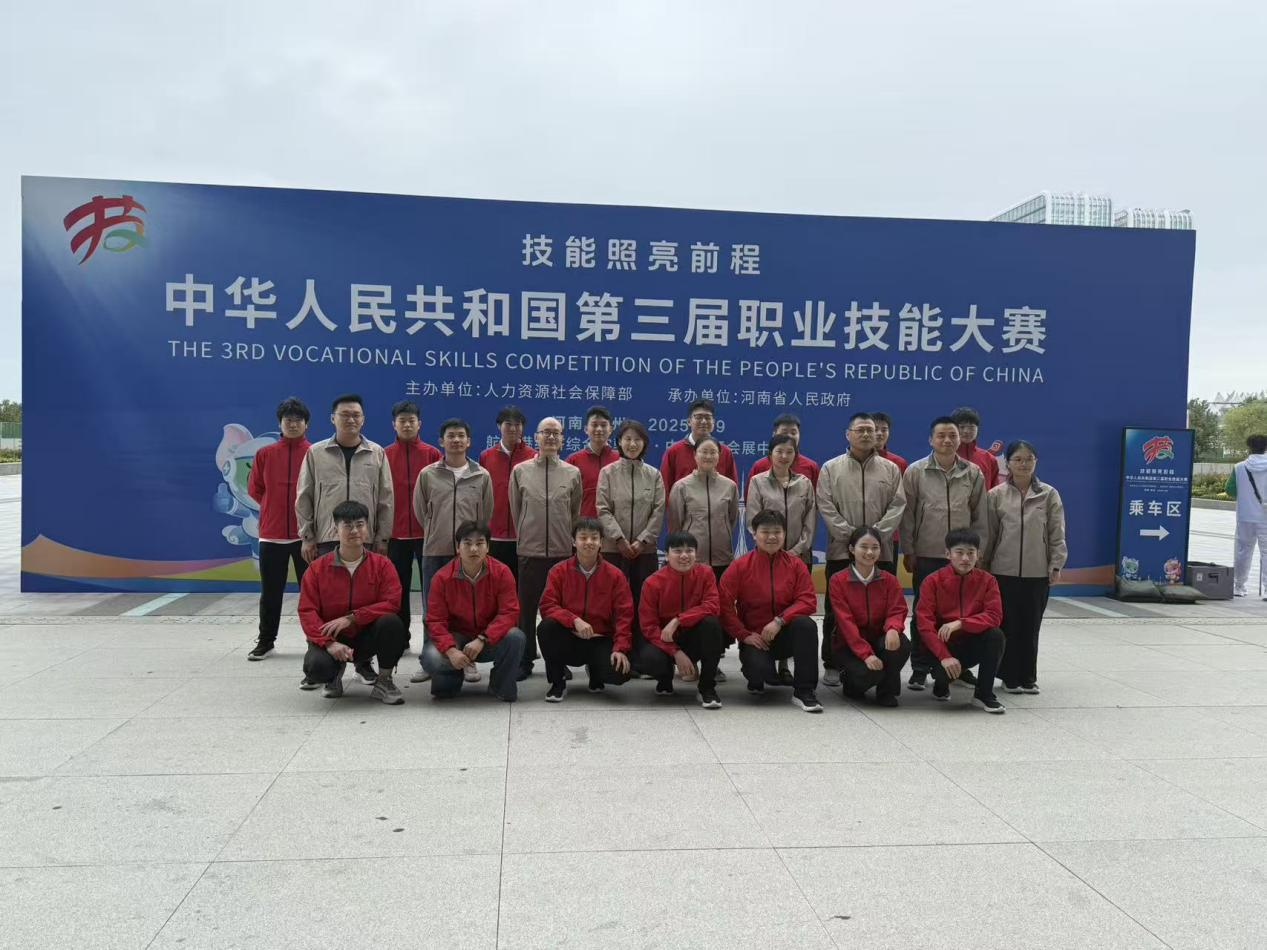 1758868638151209.png 1758868638151209.png