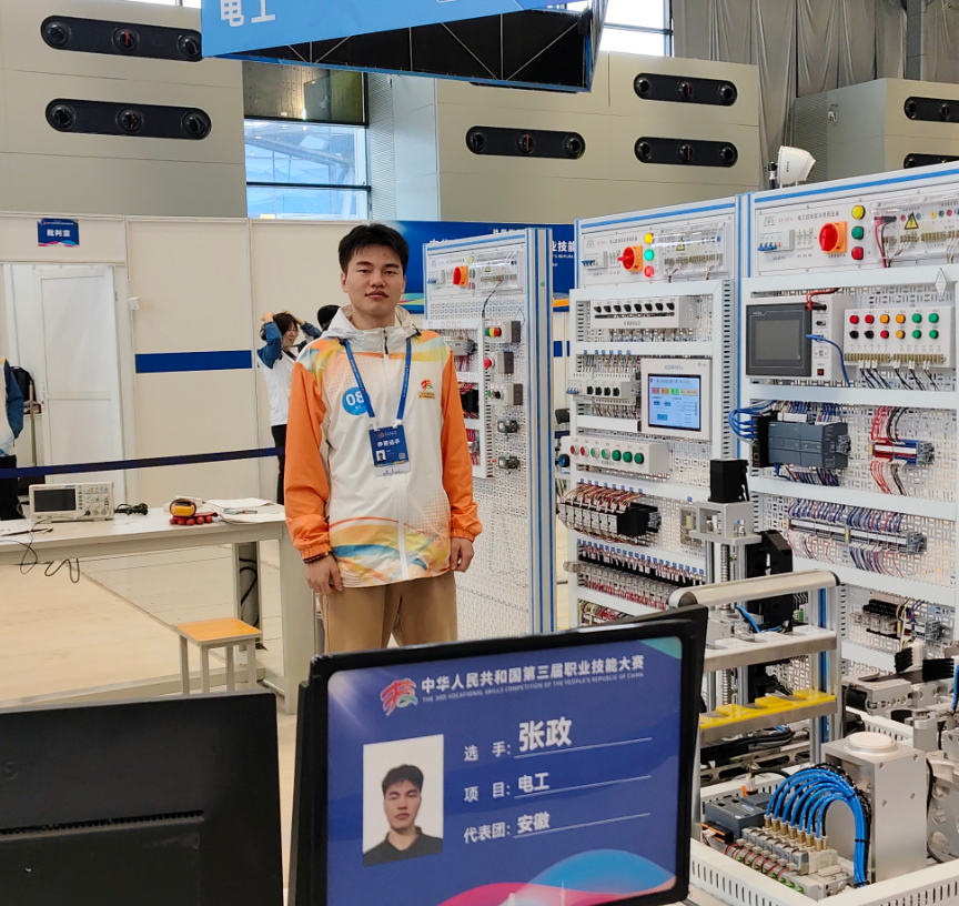 1758869011908278.png 1758869011908278.png