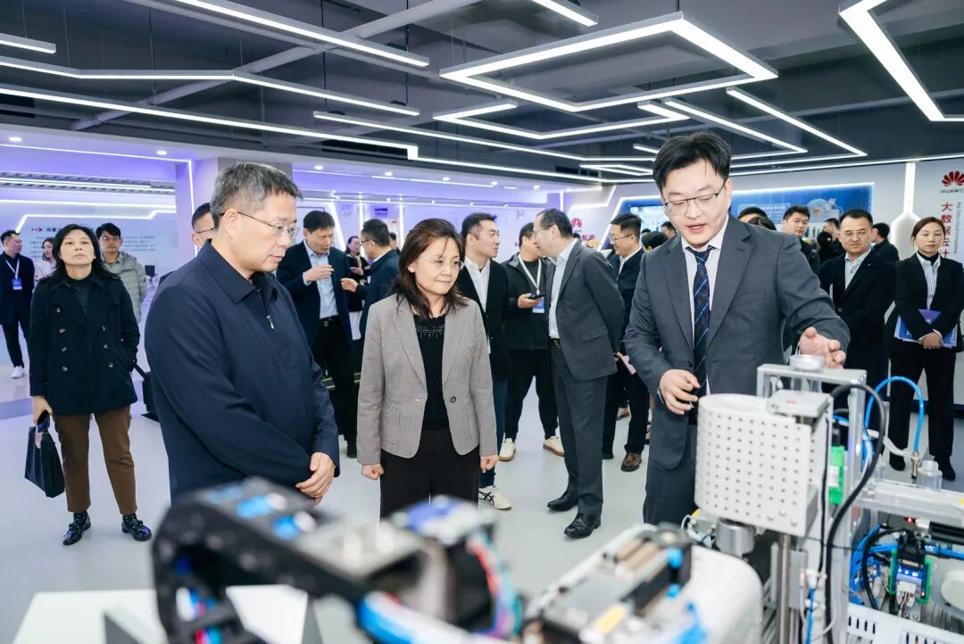 1764745130183302.jpg 1764745130183302.jpg